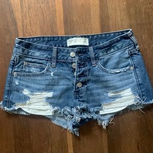 Abercrombie & Fitch Low Rise Jean Shorts